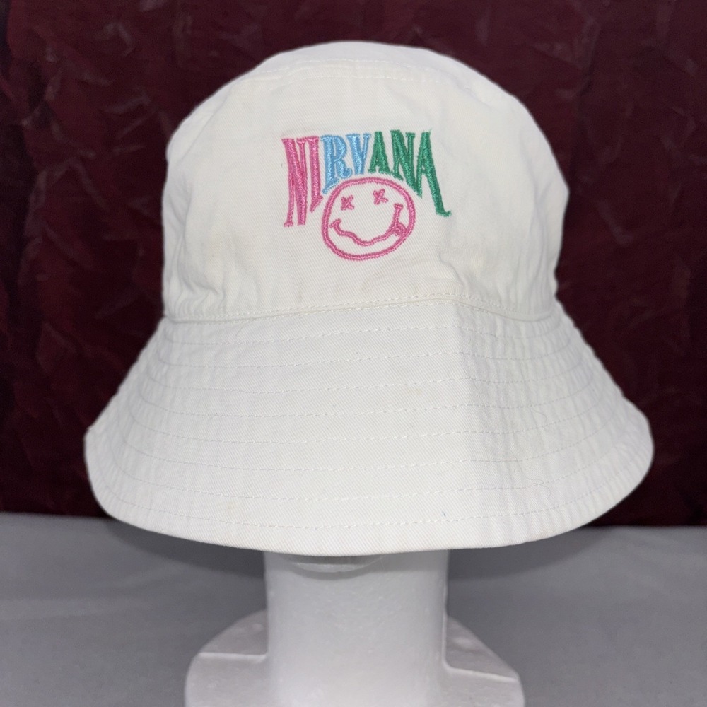 Nirvana White Bucket Hat H&M Divided Unisex M/L Embroidered Smiley Face EUC